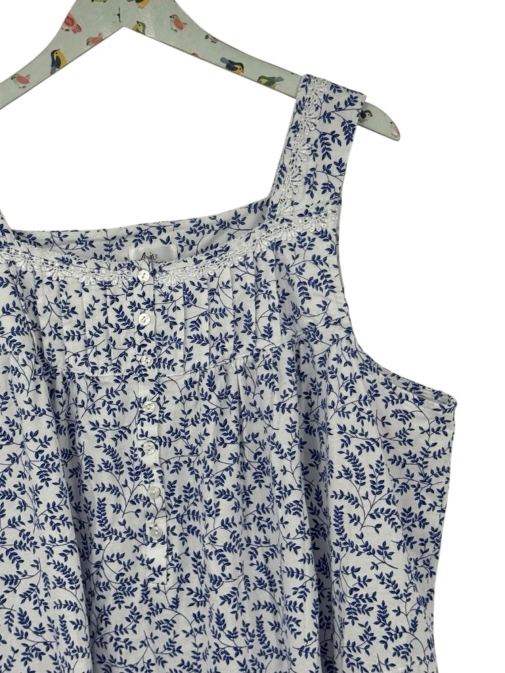 Aria Women’s Size 2X blue & white floral Nightgown 2X With Pockets